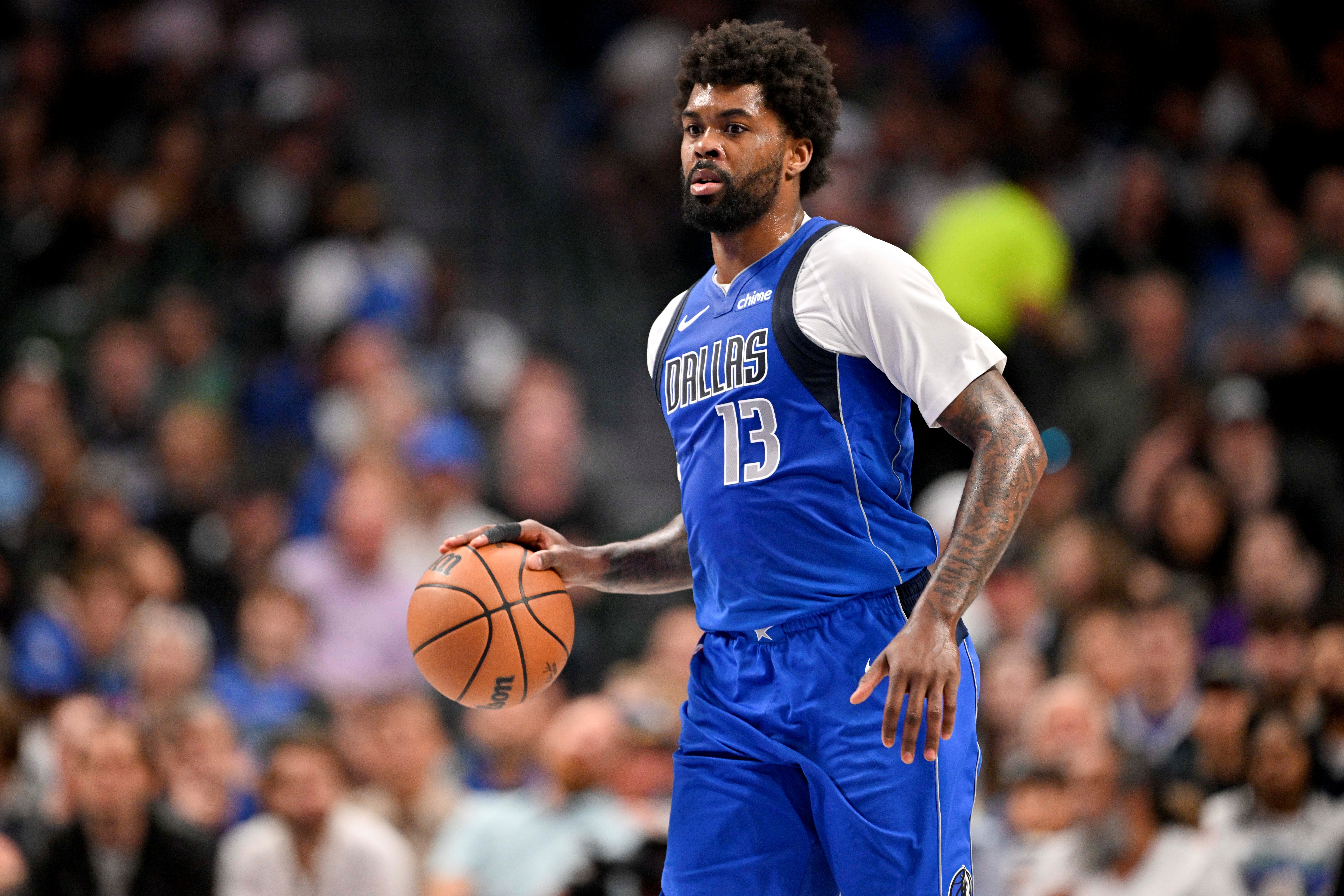 九游官网-马绍尔因臀部挫伤退赛！基德：目前还未列为缺阵 明天看感觉如何